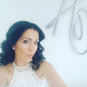 Meet your Posher, Viviana